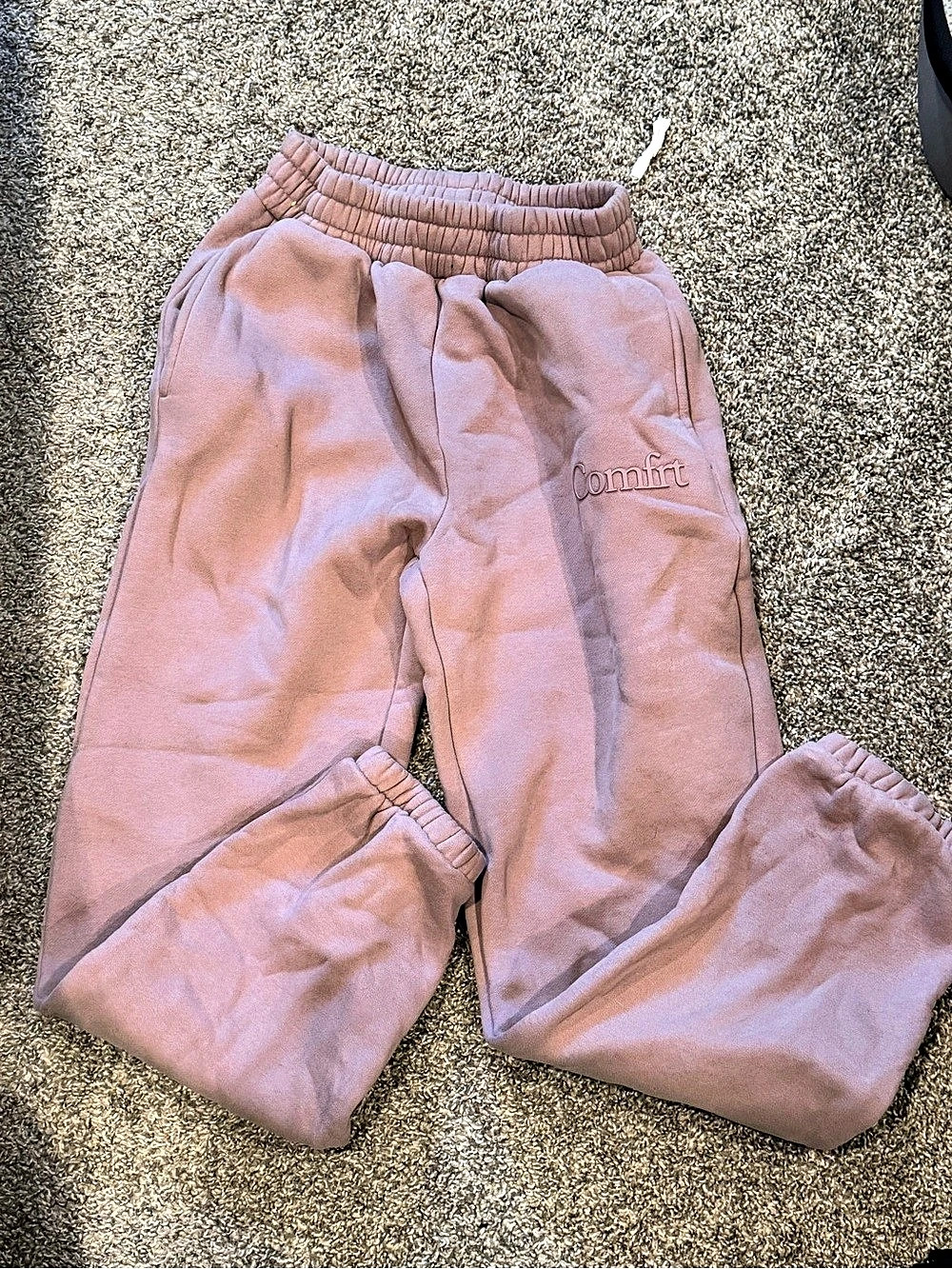 Comfrt Signature Fleece Jogger Sweatpants Pink